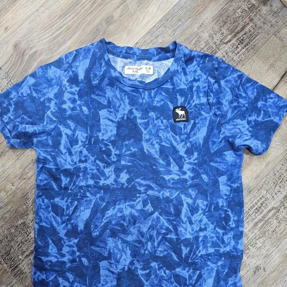 Abercrombie & Fitch blue tie-dye t-shirt